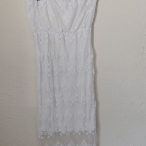Lot of 3 summer strapless with lace overlay